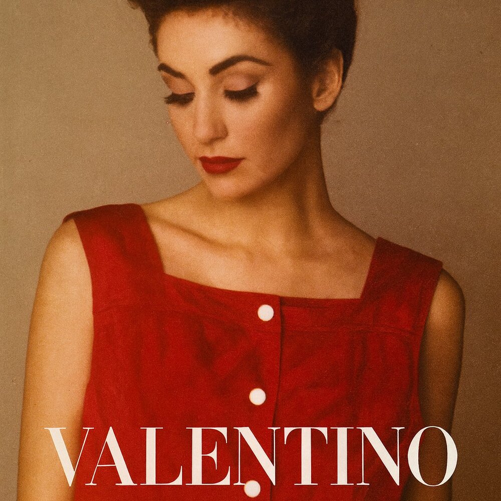 Valentino Boutique Vintage '80s Red Buttoned Shift Dress - Picture 2 of 14